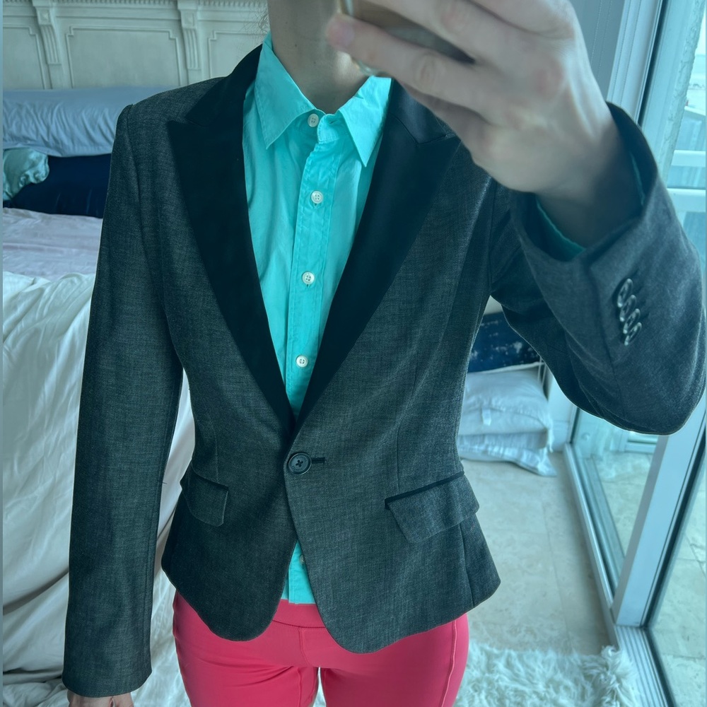 Express Size 4 Grey And Black One Button Fitted B… - image 2